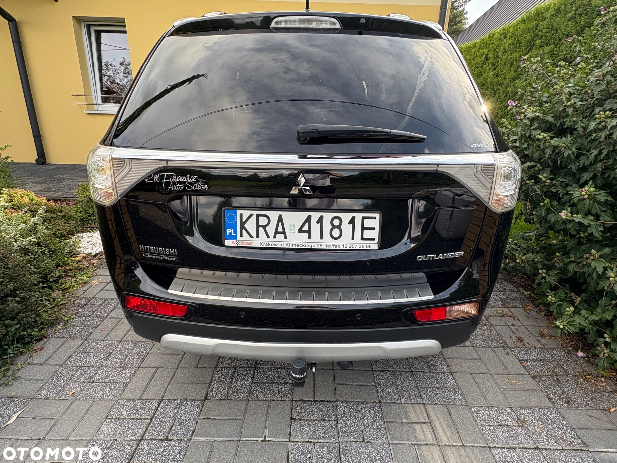 Mitsubishi Outlander 2.2 DID Intense + - 9