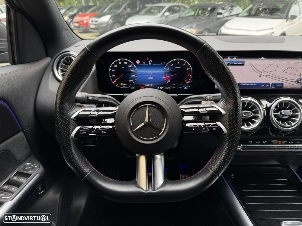 Mercedes-Benz GLA 200 AMG Line - 16