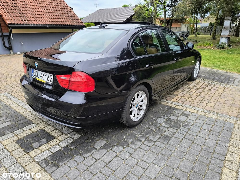 BMW Seria 3 318i Edition Exclusive - 3