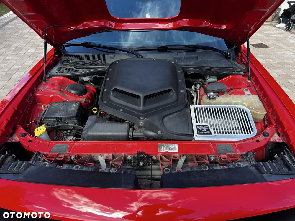 Dodge Challenger - 7