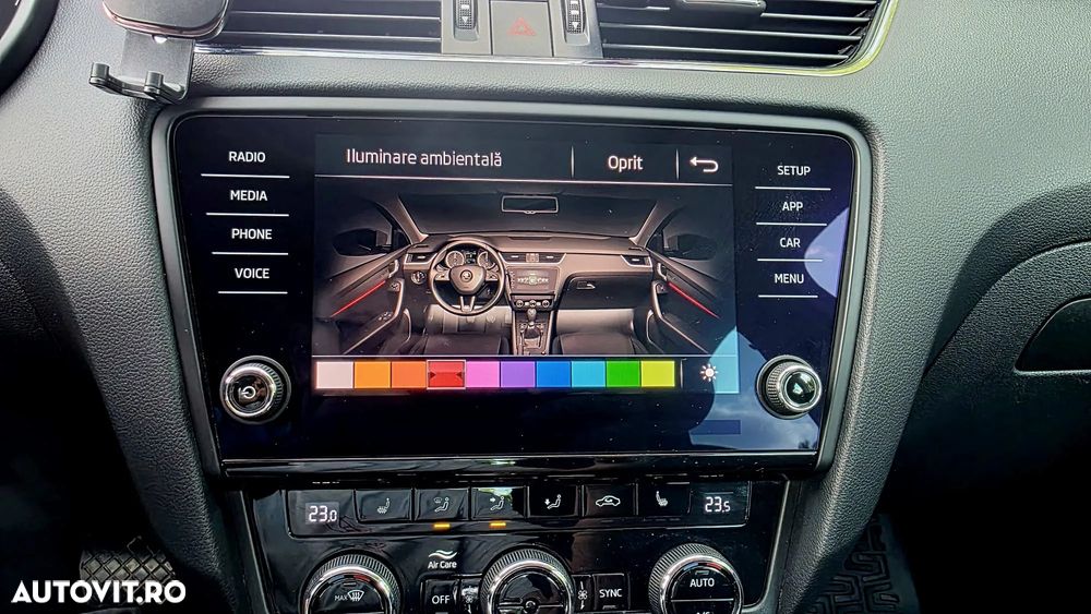 Skoda Octavia 2.0 TDI DSG 4X4 Style - 13
