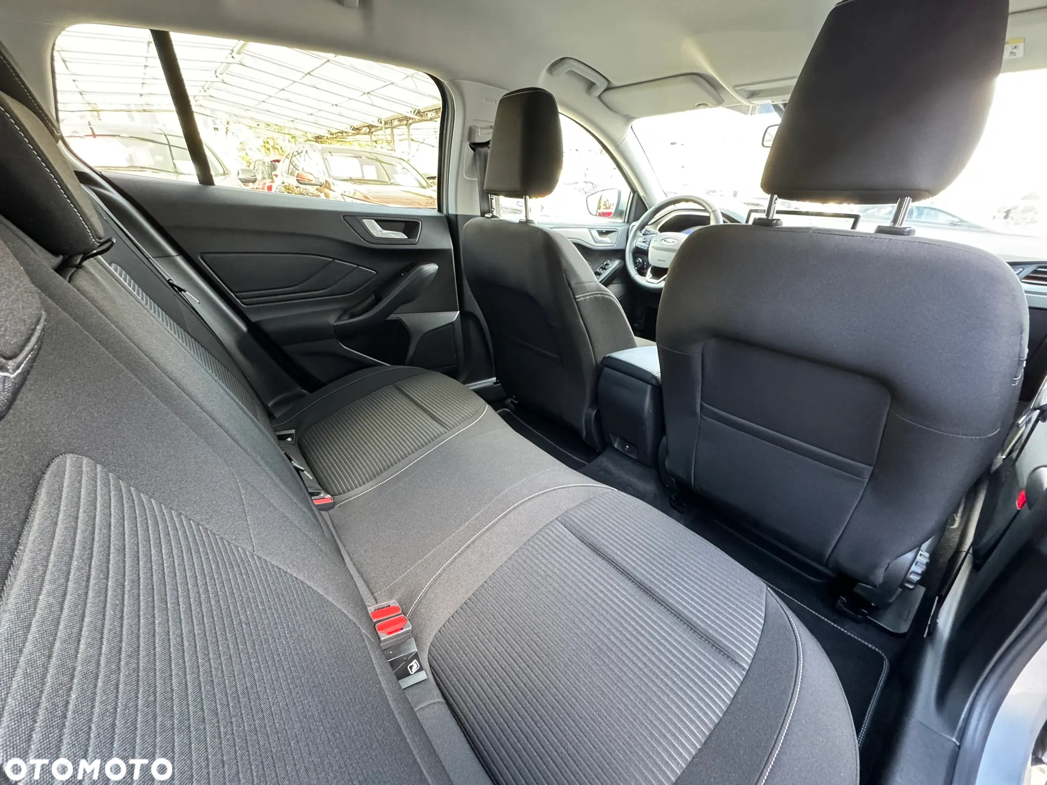 Ford Focus 1.0 EcoBoost Titanium X - 18