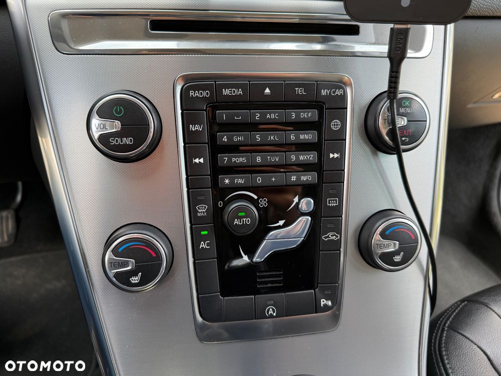 Volvo XC 60 D3 Drive-E Kinetic - 22