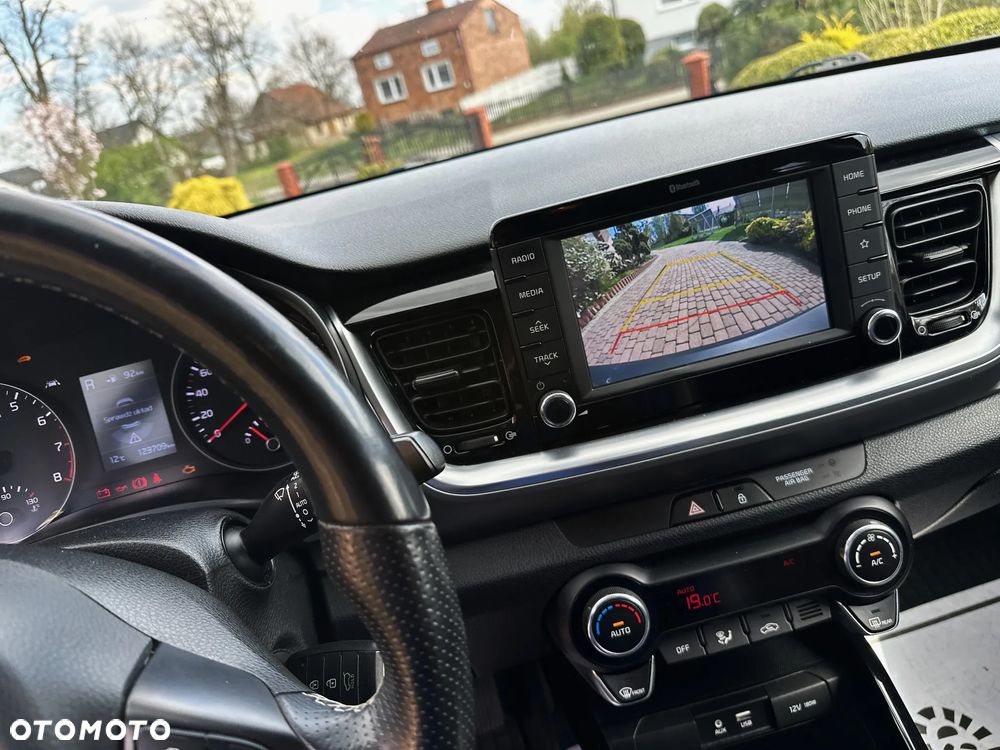 Kia Stonic 1.0 T-GDI M - 30