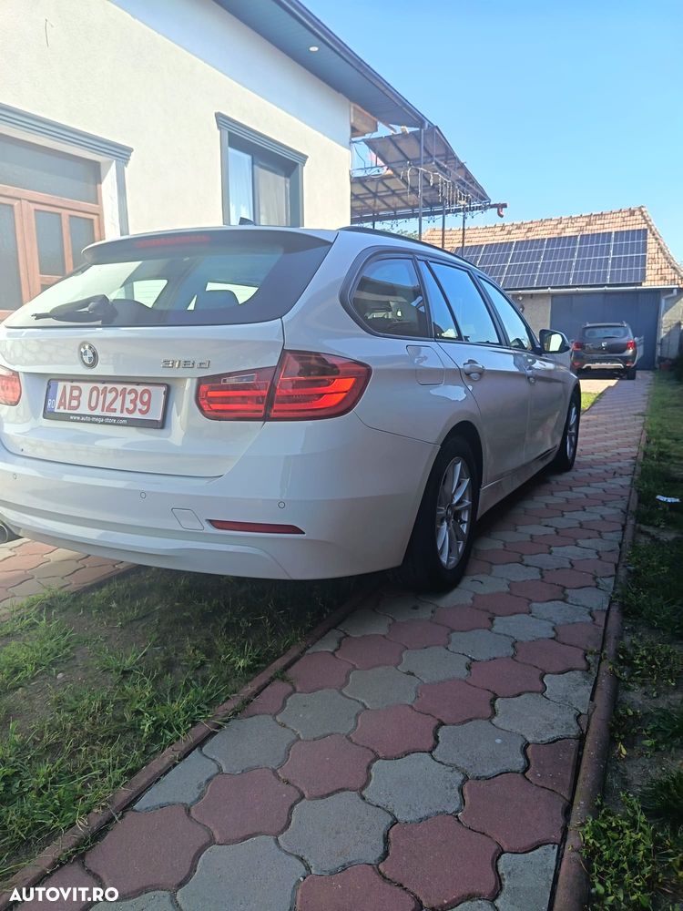 BMW Seria 3 318d Aut. Luxury Line - 8