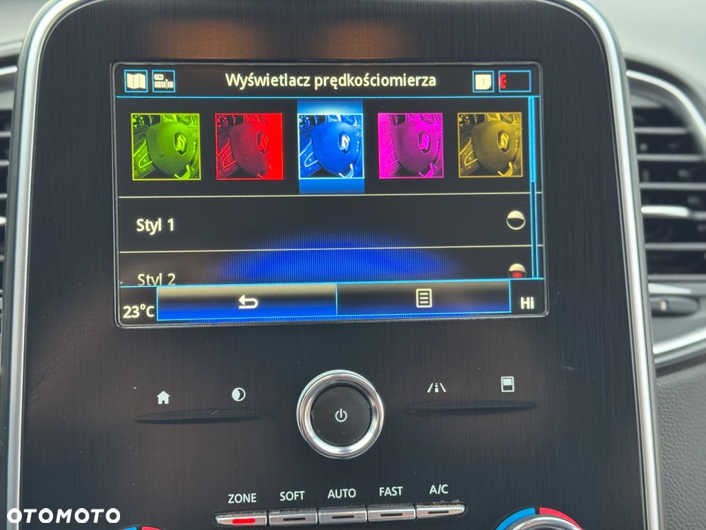 Renault Scenic BLUE dCi 120 LIMITED - 37