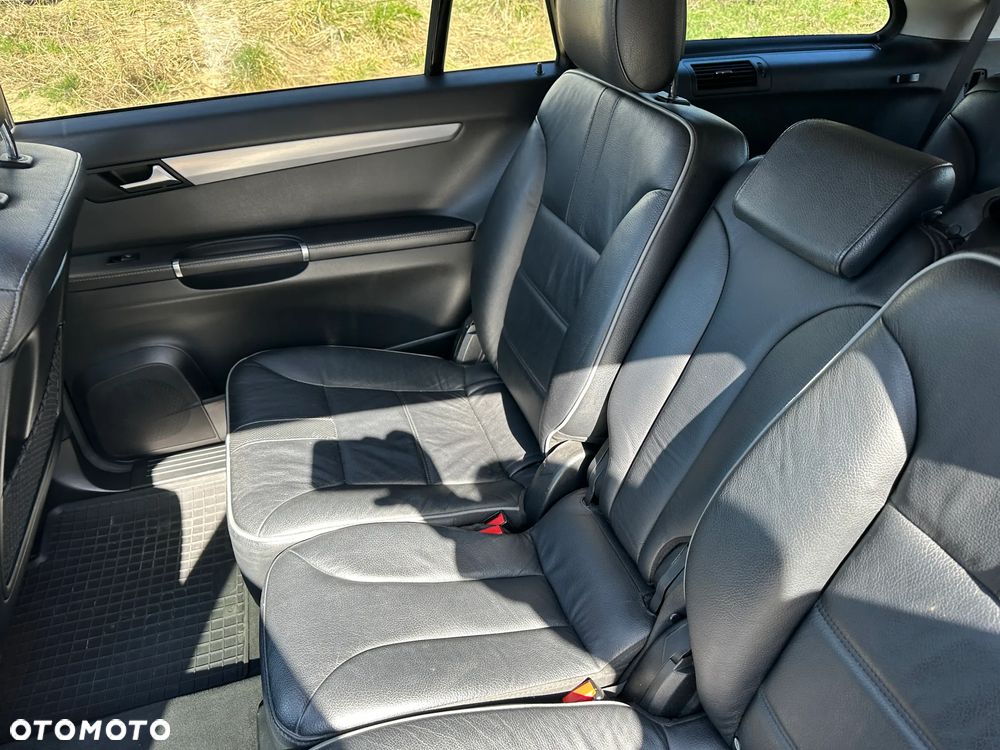 Mercedes-Benz Klasa R 350 BlueTEC L 4Matic 7G-TRONIC DPF - 23