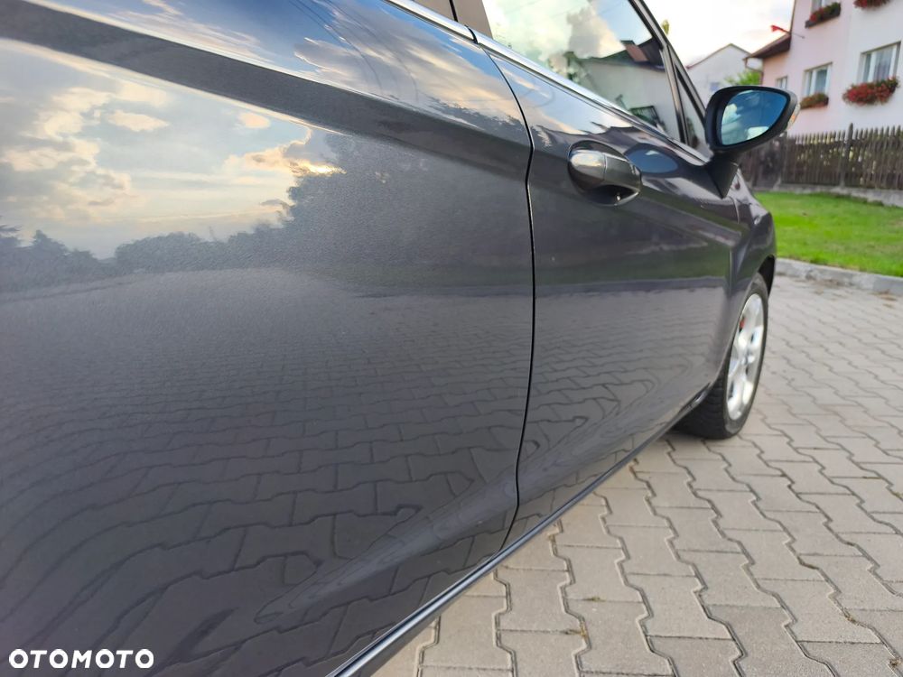 Ford Fiesta - 11