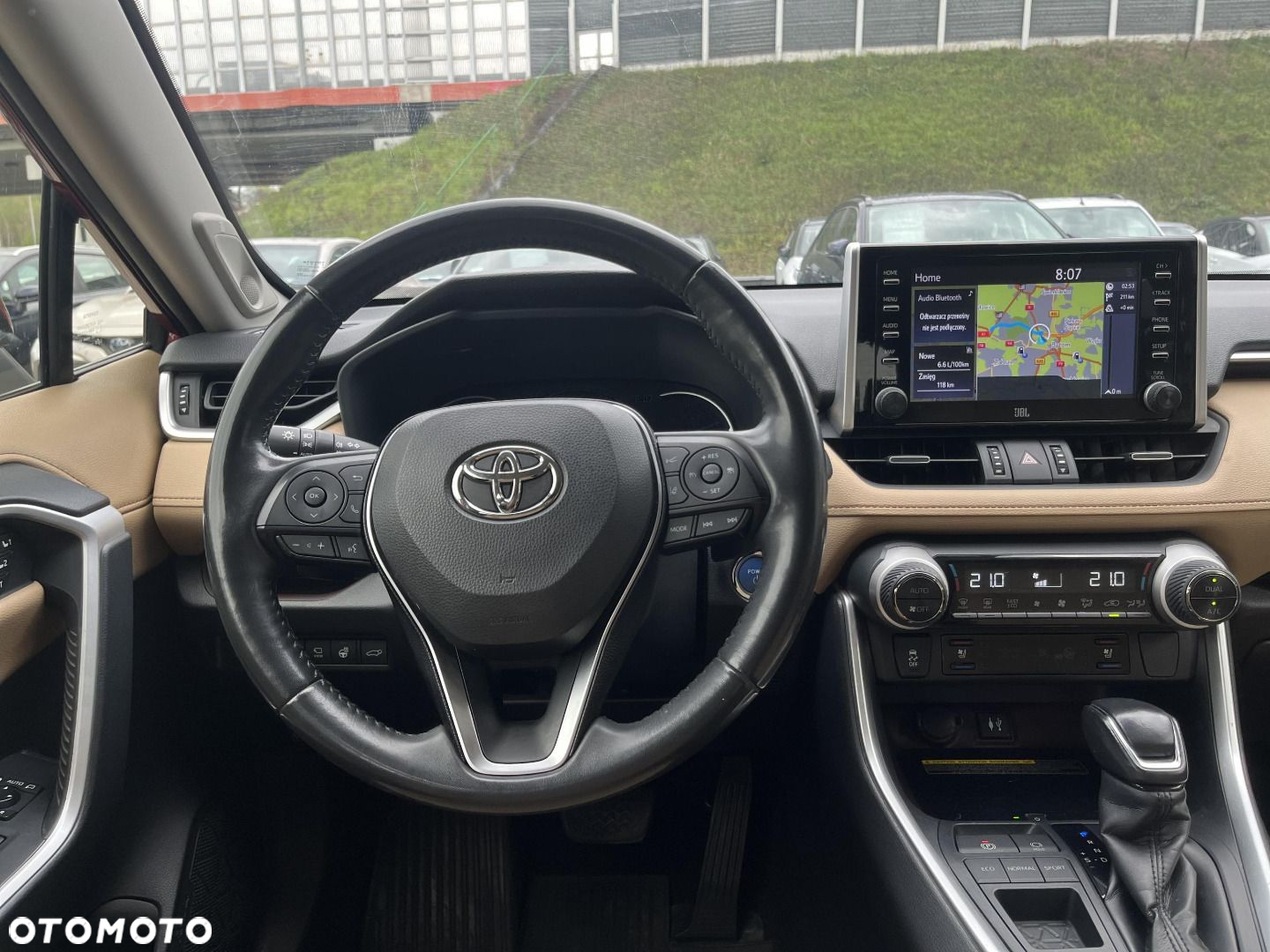 Toyota RAV4 - 9