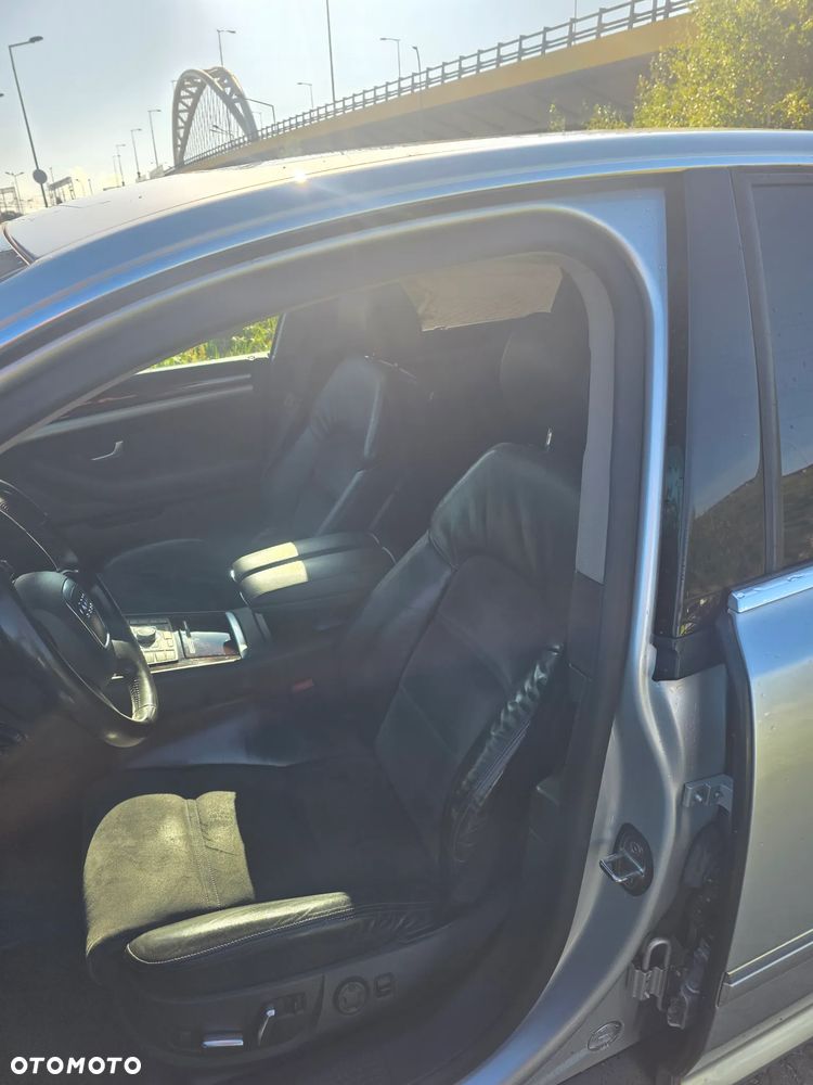 Audi A8 - 14