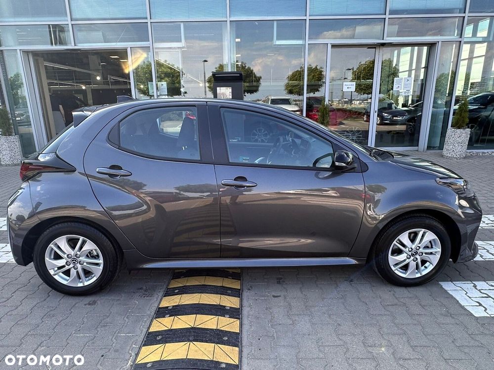 Mazda 2 - 6