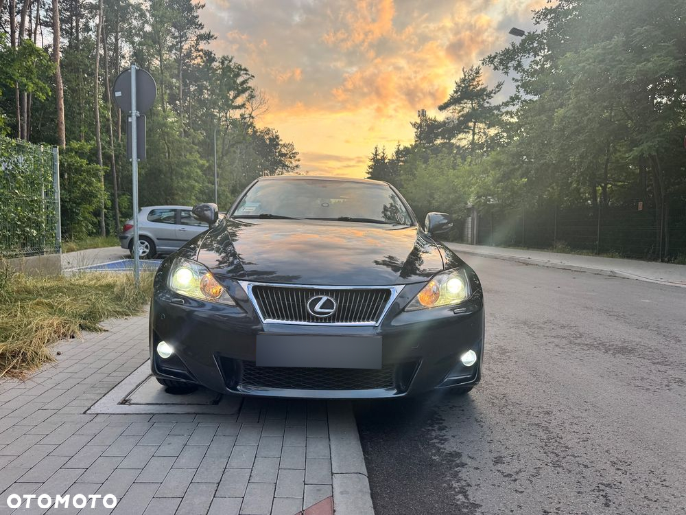Lexus IS 220 D Prestige - 3