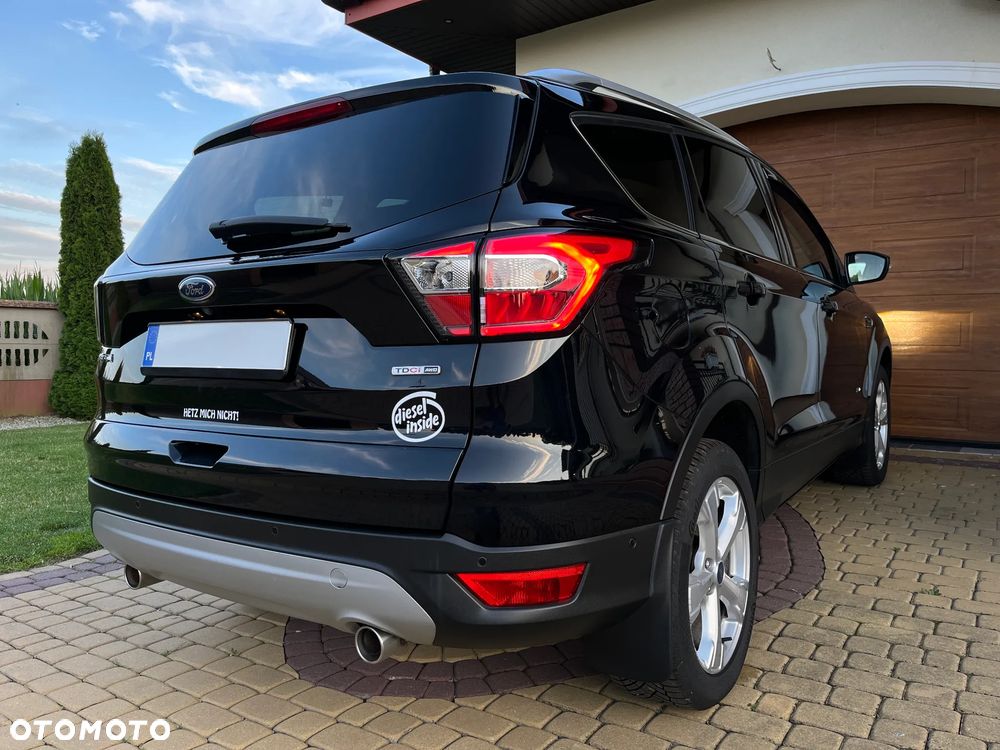 Ford Kuga 2.0 TDCi 4x4 Titanium - 4