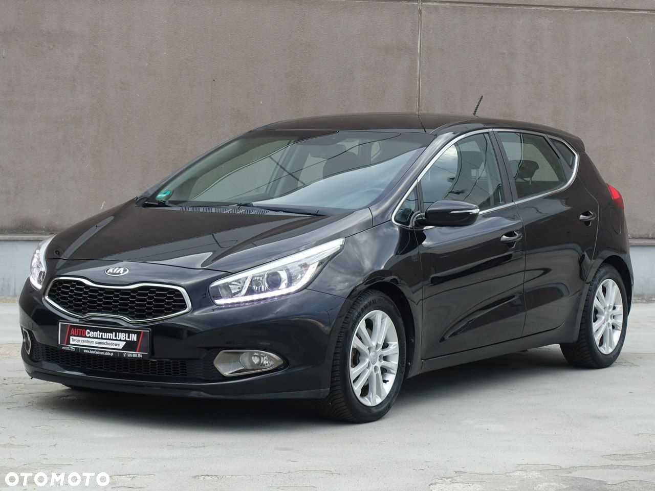 Kia Ceed 1.6 CRDi 128 Spirit - 8