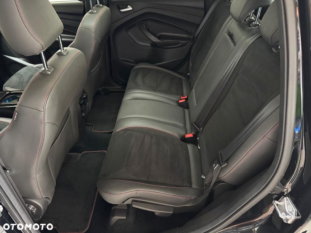 Ford Kuga 1.5 EcoBoost 4x4 ST-Line - 32