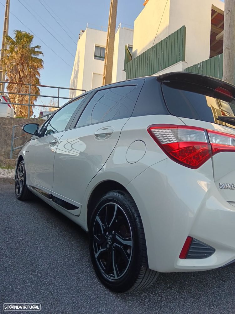 Toyota Yaris 1.5 HSD Square Collec.White - 5