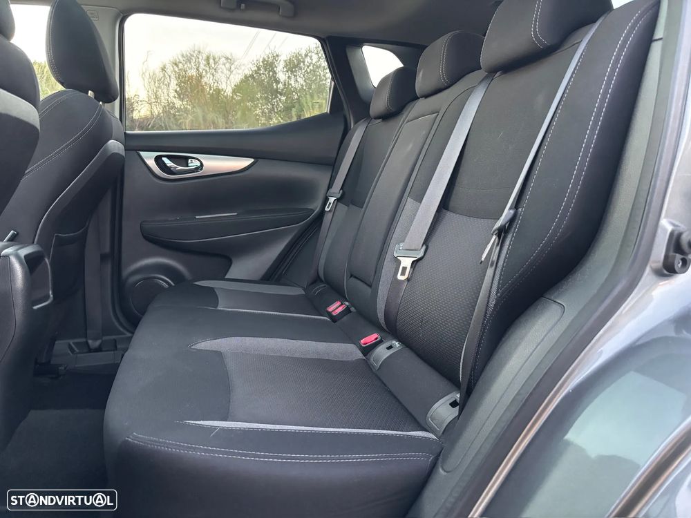 Nissan Qashqai 1.5 dCi N-Connecta 18 PS - 7