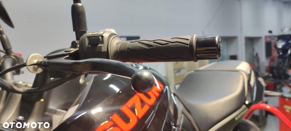 Suzuki Katana - 20