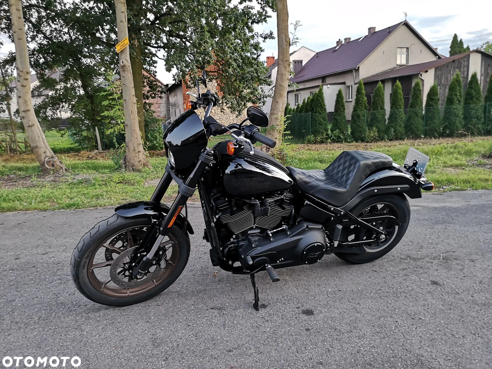 Harley-Davidson Softail Low Rider - 1