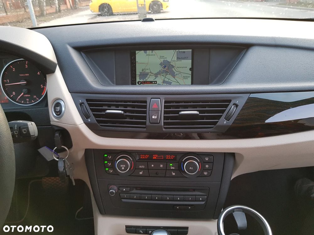 BMW X1 - 16