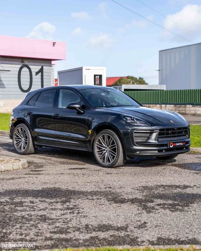 Porsche Macan Standard - 1