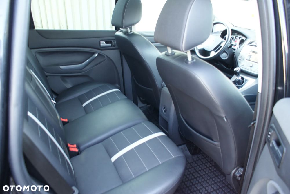 Ford Kuga 2.0 TDCi 4WD Titanium Plus - 14