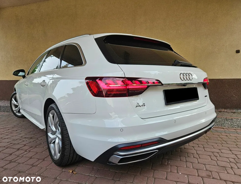 Audi A4 Avant 40 TDI quattro S tronic advanced - 8