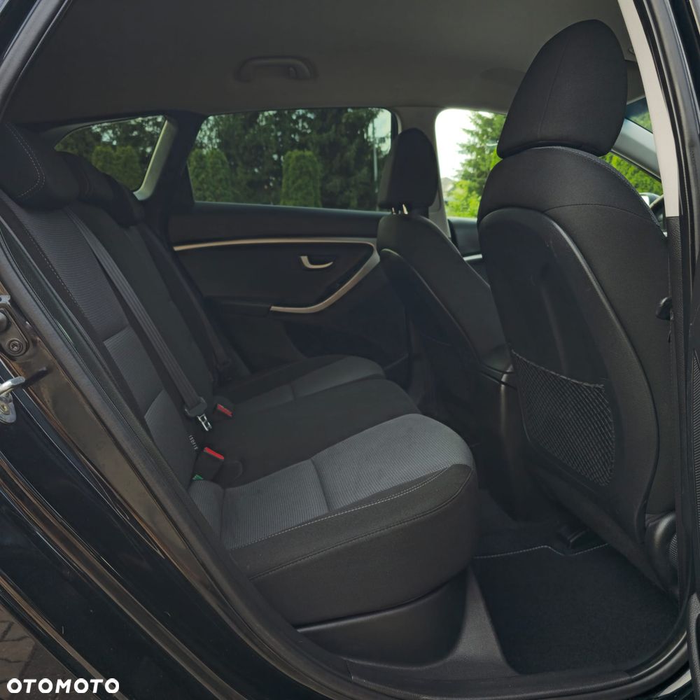 Hyundai i30 1.6 Automatik Style - 27