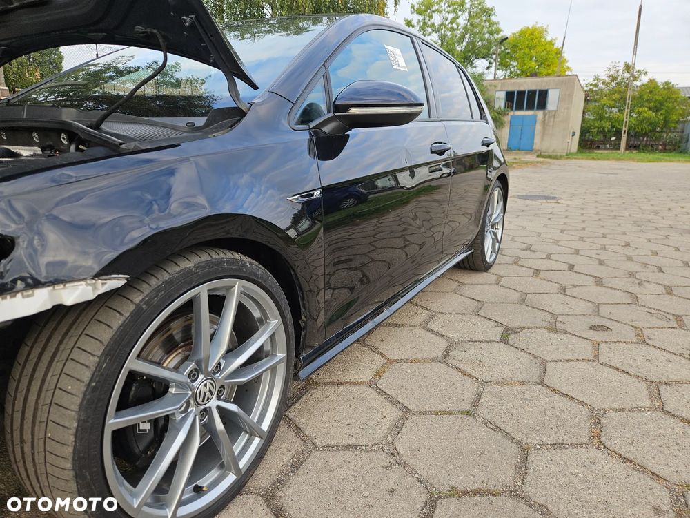 Volkswagen Golf R 4Motion (BlueMotion Technology) DSG - 35