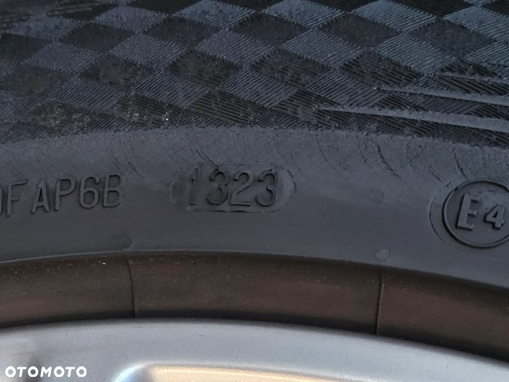 Ford Kuga 2.0 TDCi Titanium S FWD - 33