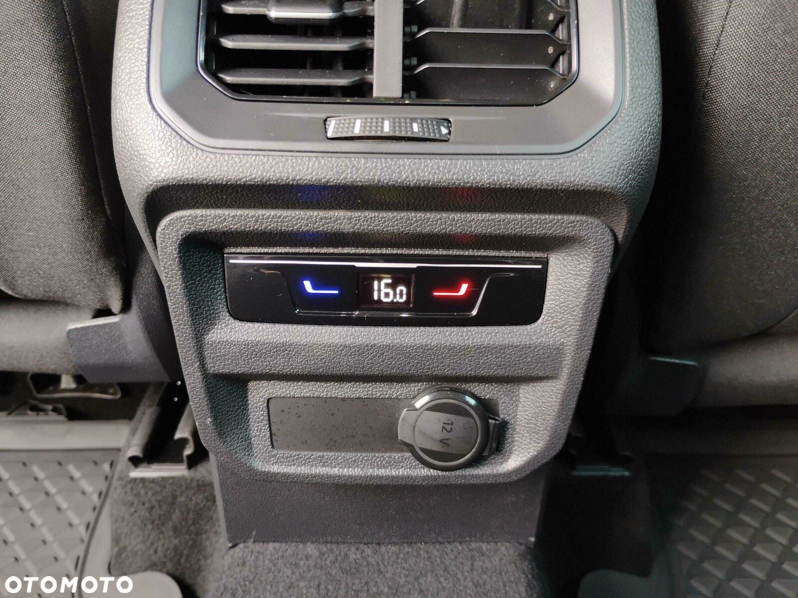 Volkswagen Tiguan 1.5 TSI EVO Life DSG - 27