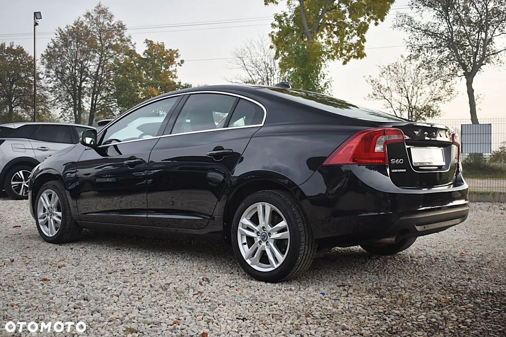 Volvo S60 D4 Momentum - 6