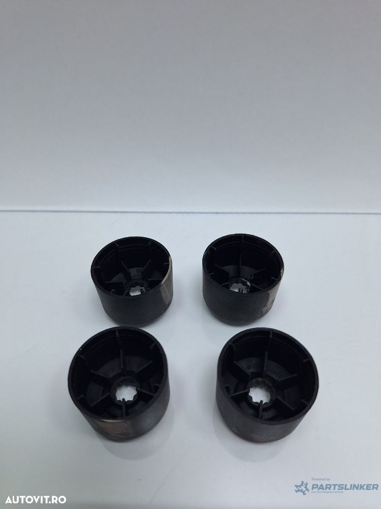 Capace prezoane antifurt roti VOLKSWAGEN GOLF VI 5K1_ 2011 TDi BlueMotion CAYC 77KW|105HP 2011 - 3