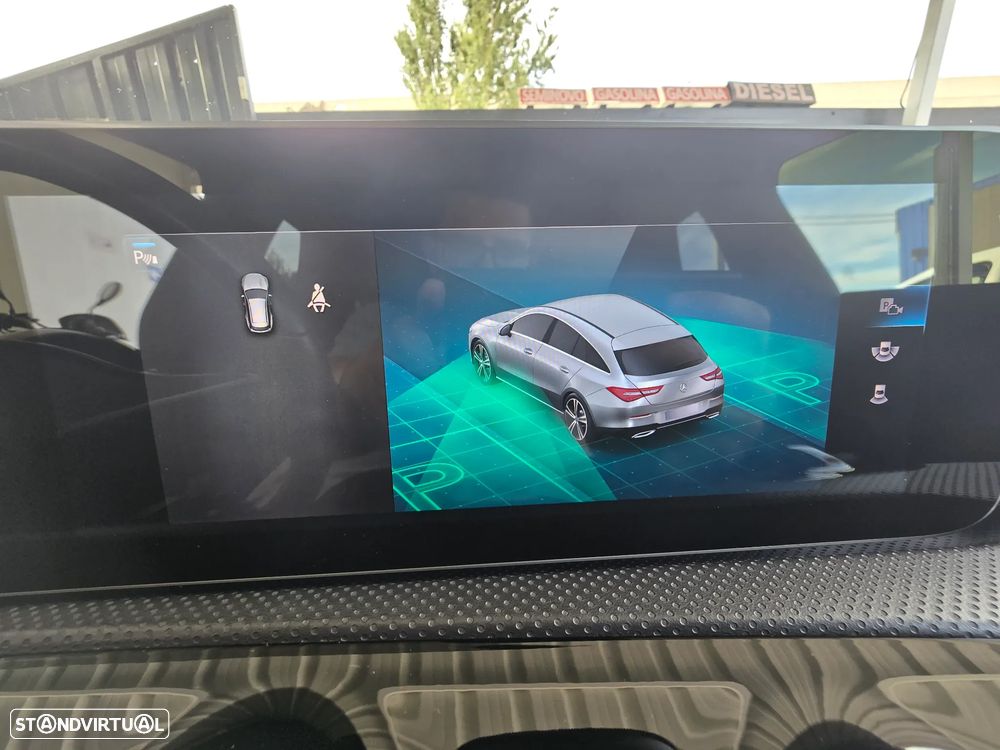 Mercedes-Benz CLA 180 d Shooting Brake AMG Line Aut. - 32
