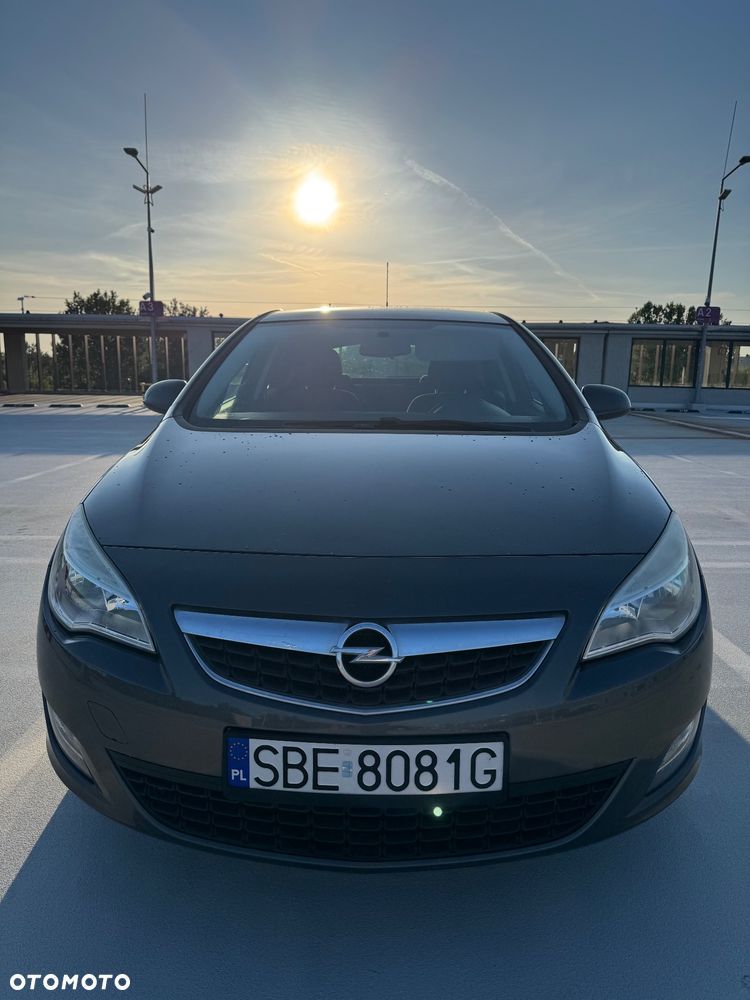 Opel Astra 1.4 T Enjoy - 1