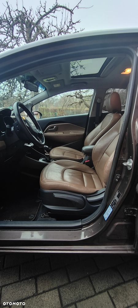 Kia Rio 1.4 crdi Business Line - 10