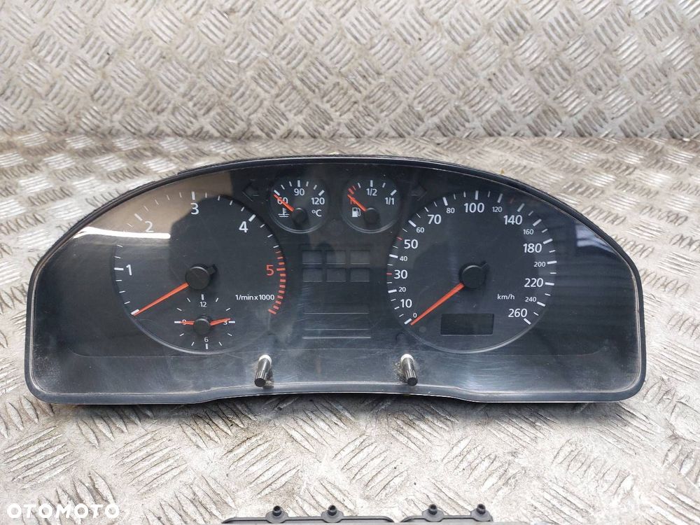 ZESTAW STARTOWY AUDI A4 B5 1.9 TDI 038906018BF 4B0905851C 8D0919861F - 5