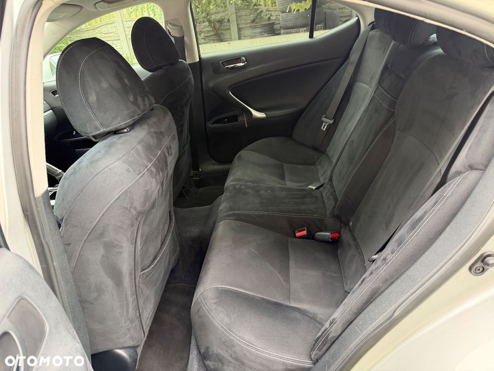 Lexus IS 200 D Classic - 8