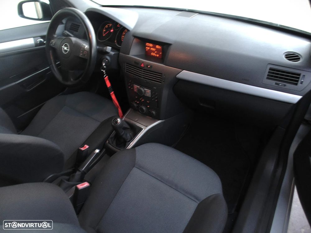 Opel Astra 1.3 CDTI Edition - 38