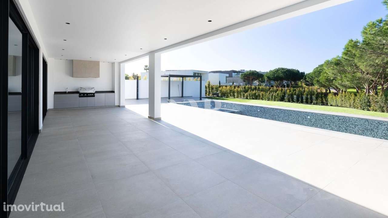 Moradias 4 quartos de luxo com piscina privativa em condomínio privado - Grande imagem: 4/60