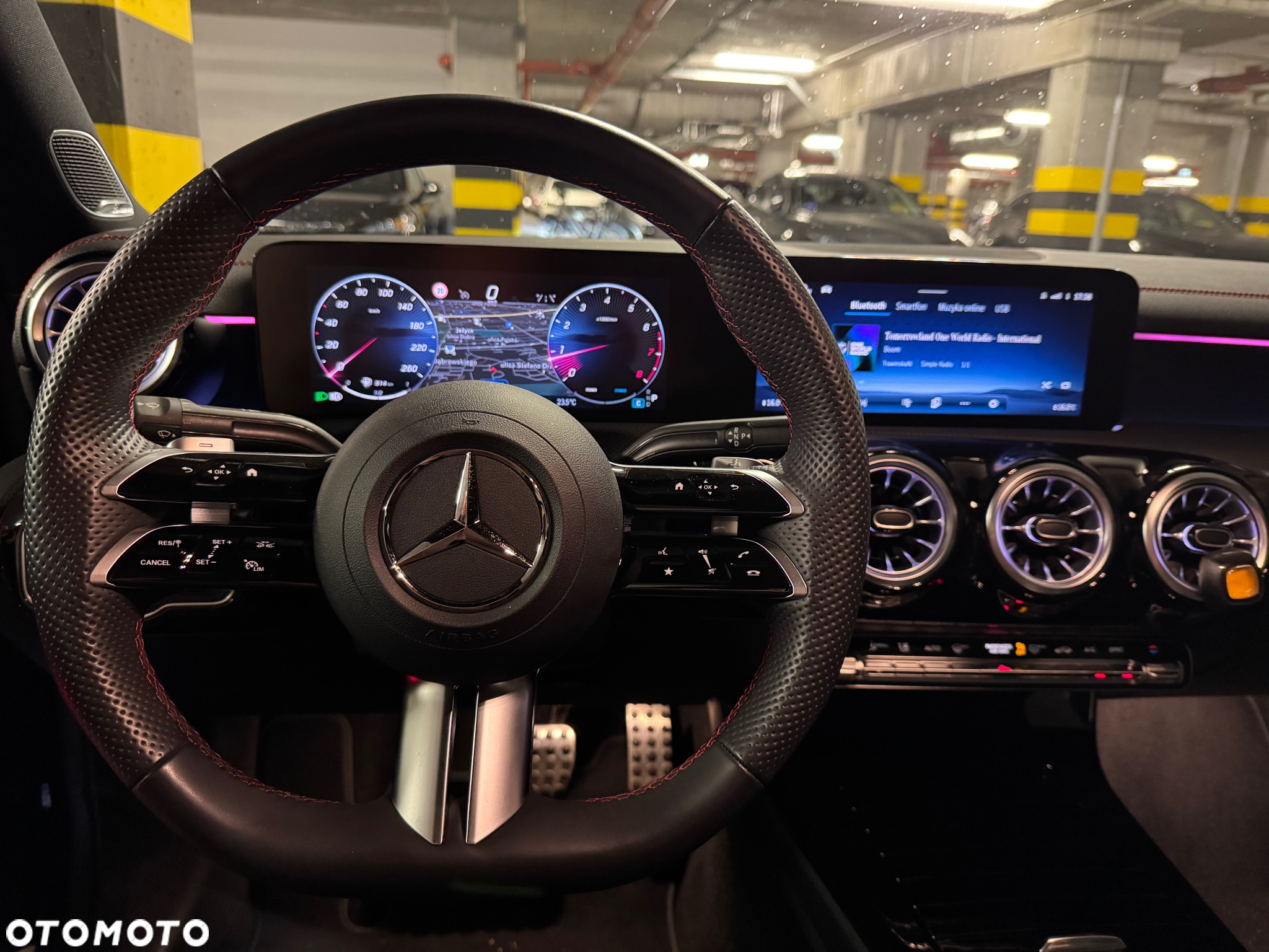 Mercedes-Benz CLA - 11