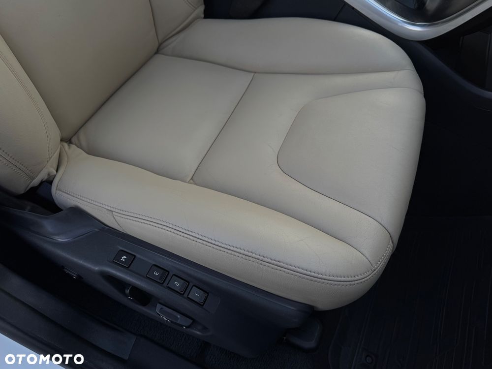 Volvo XC 60 D4 Geartronic Summum - 28