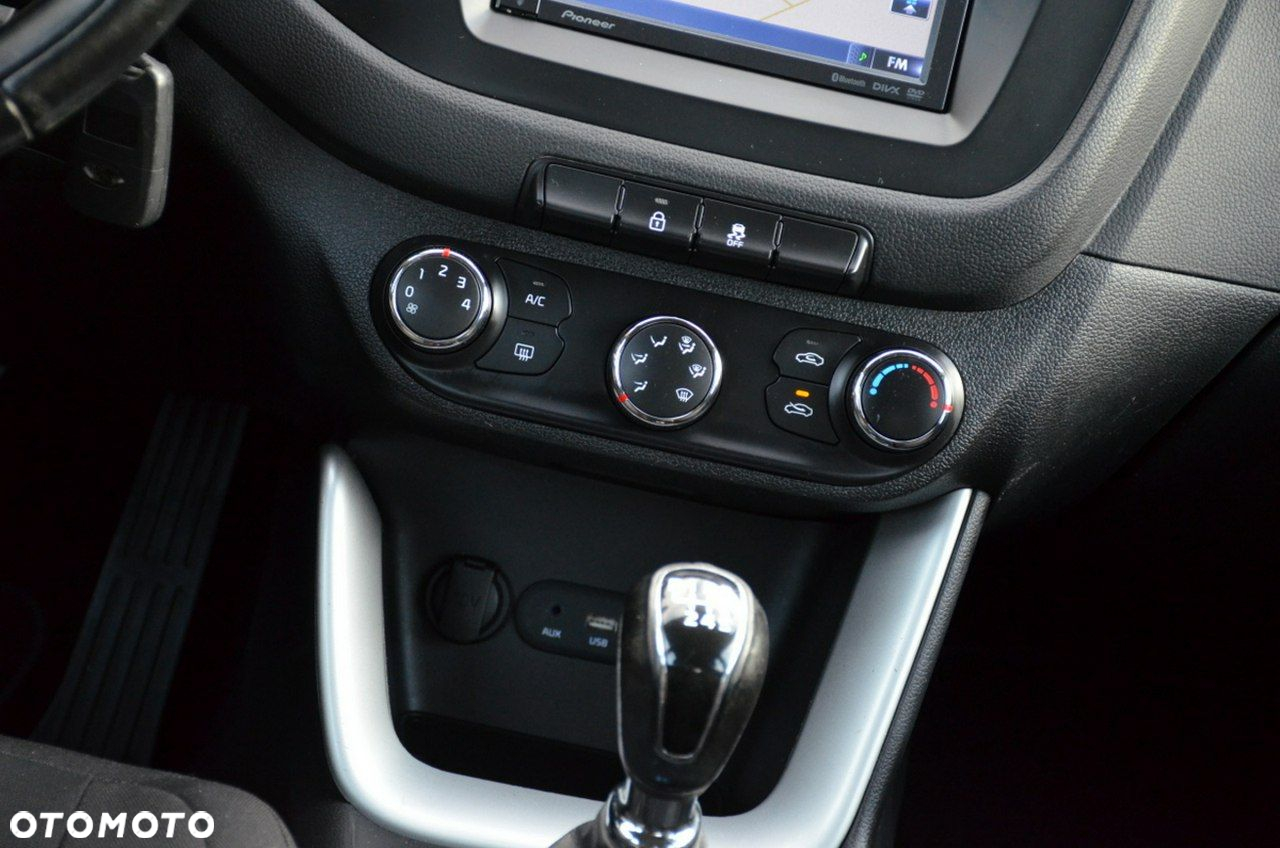 Kia Ceed - 28