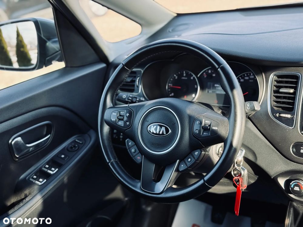 Kia Carens 1.7 CRDi L - 22