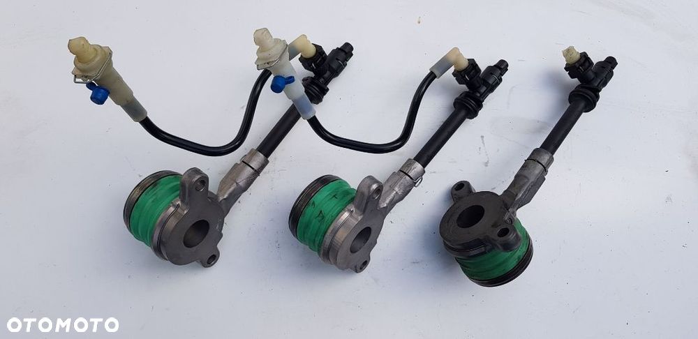 Wysprzęglik skrzyni PF6 Master Trafic OEM nr 306202443R - 1