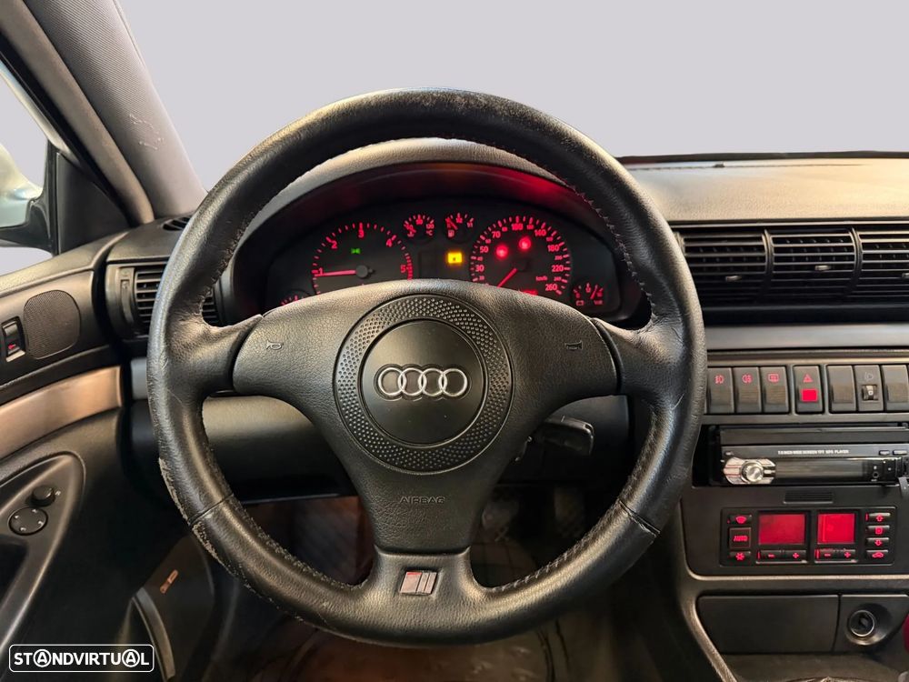 Audi A4 Avant - 16