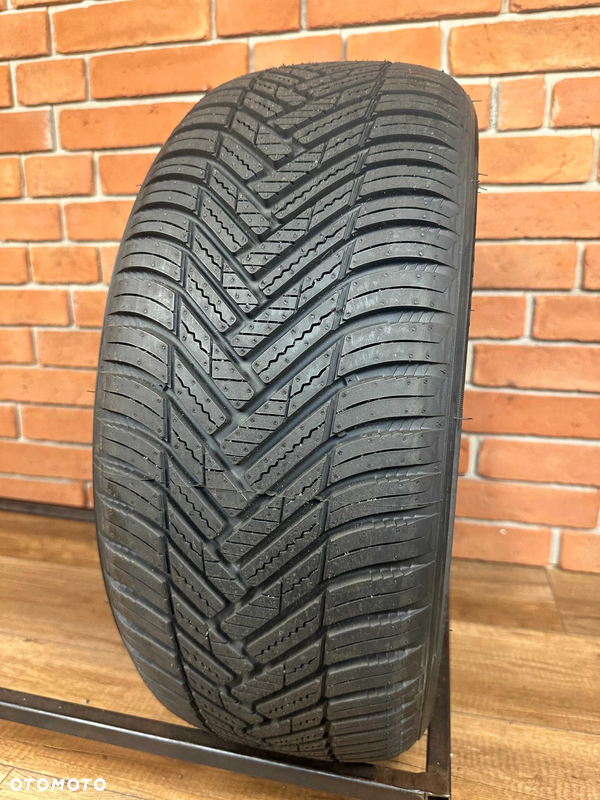 1x Opona Hankook Kinergy 4S 215/50R17 Nowa 2020