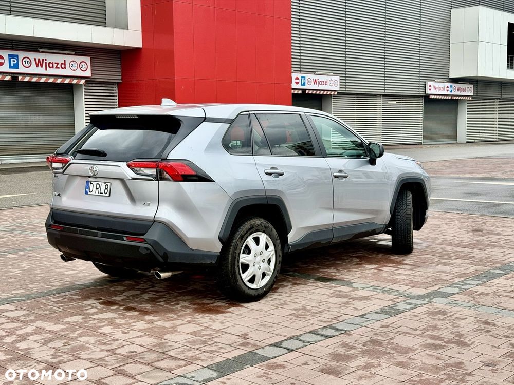Toyota RAV4 - 7