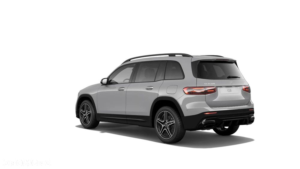 Mercedes-Benz GLB - 7