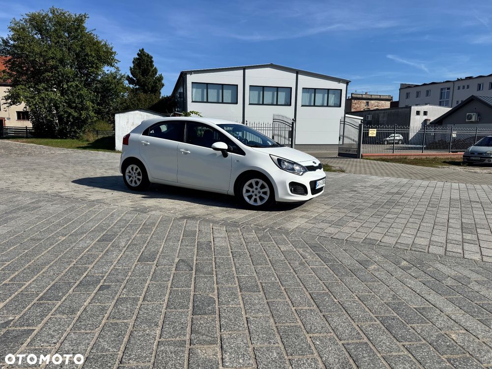 Kia Rio 1.2 Dream Team Edition - 18